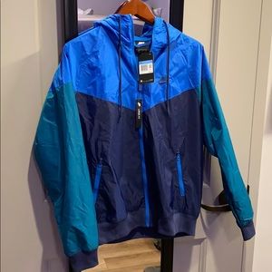Nike windbreaker jacket